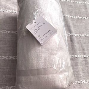 Pottery Barn Organic Cotton Casual Tablecloth - White